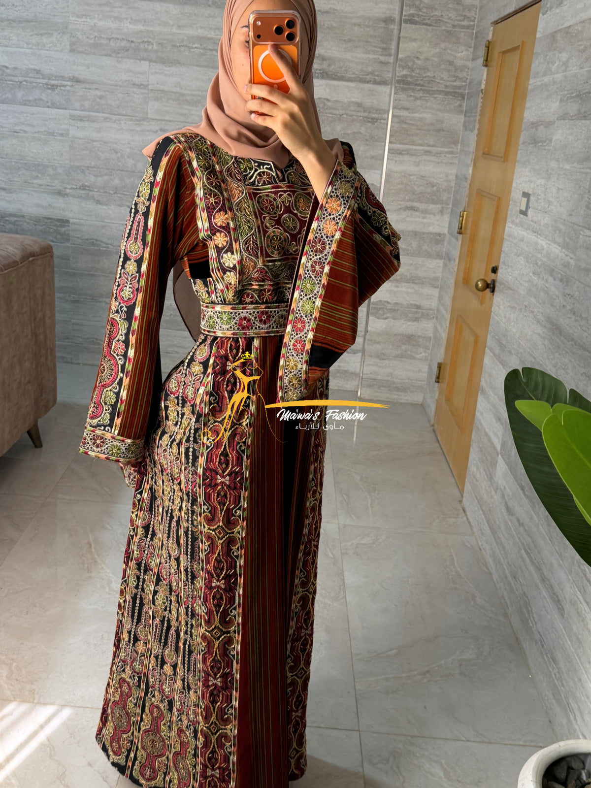 Janna+Nar Triple Stiched thoub Fully hand beaded Stayle GH056B