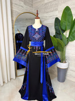 Black & Royal Blue Embroidered Luxury Thobe - Style Q154