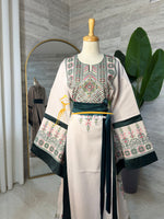 Beige & Emerald Green Embroidered Luxury Thobe - Style Q154