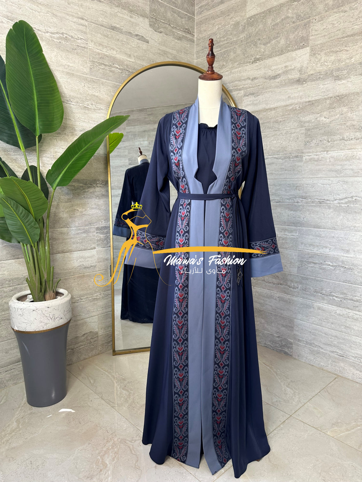 Abaya / Bisht