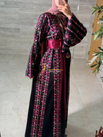 LuxuryBlack Embroidered Thobe with Hand-Crocheted Trim - Style MZ126E