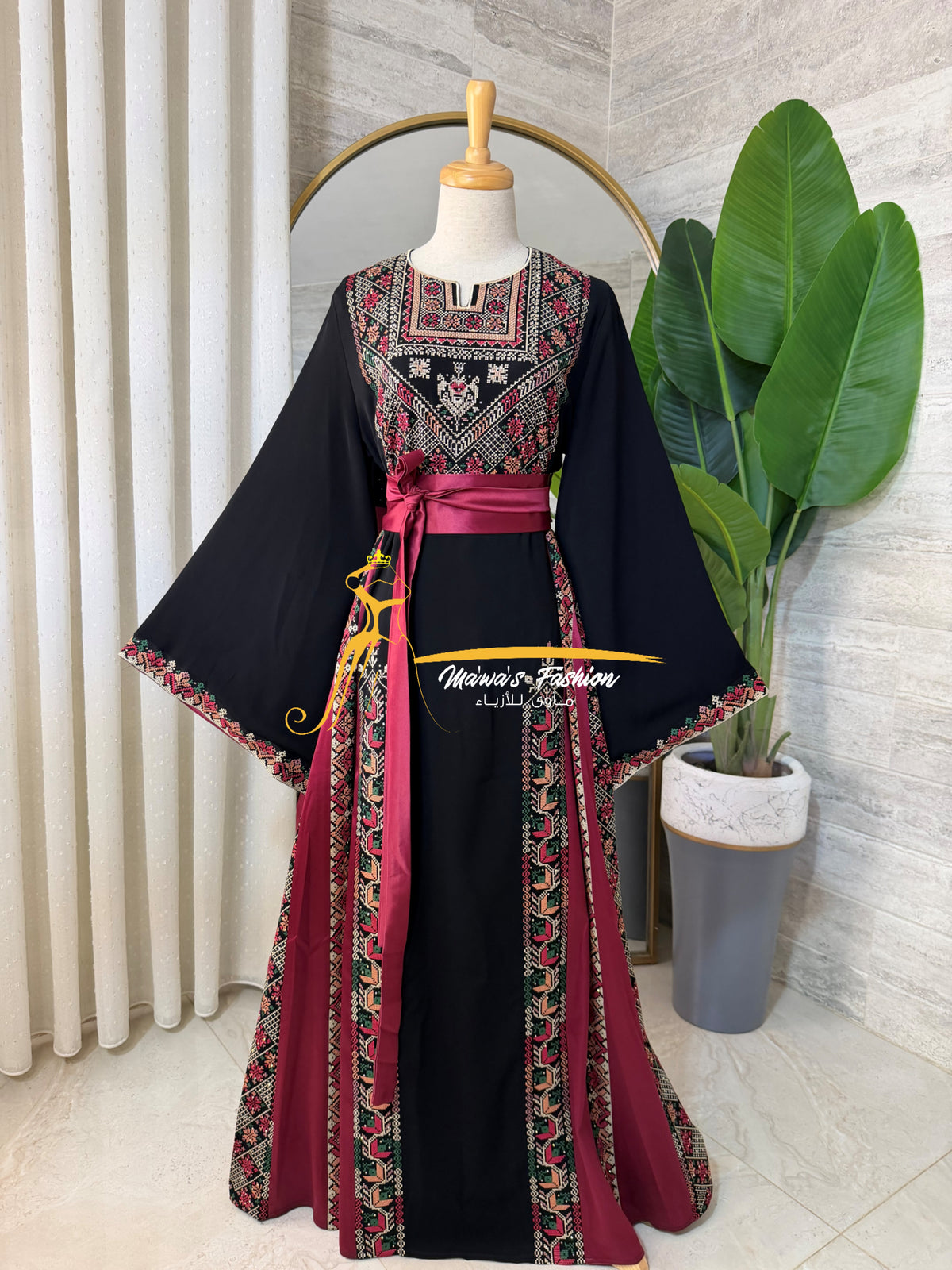 Elegant Embroidered Thobe –Black & Burgundy- Style HZ526D