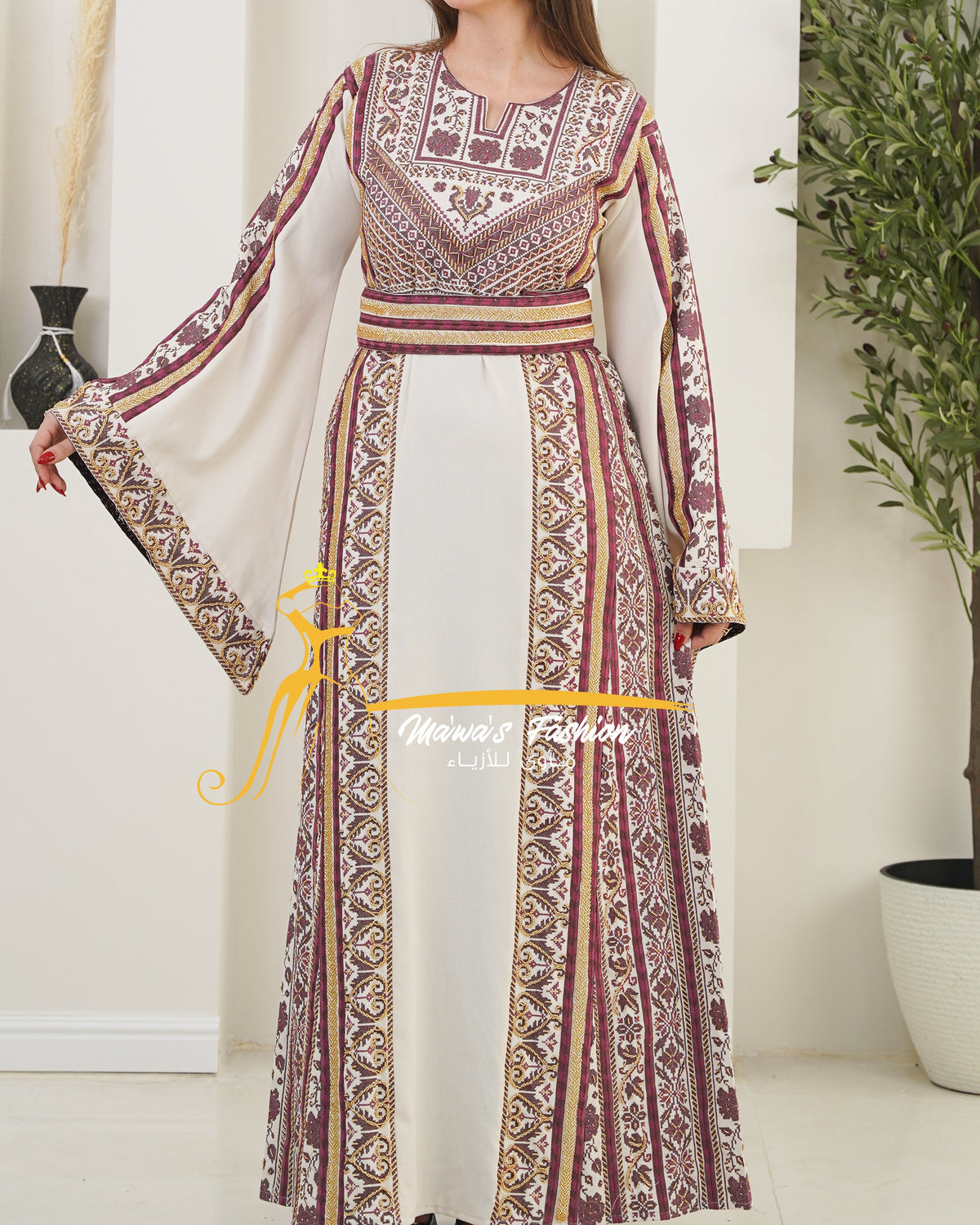 Luxury Off-White Heavy Embroidered Thobe with Beaded Manajel Belt - Style MG526B