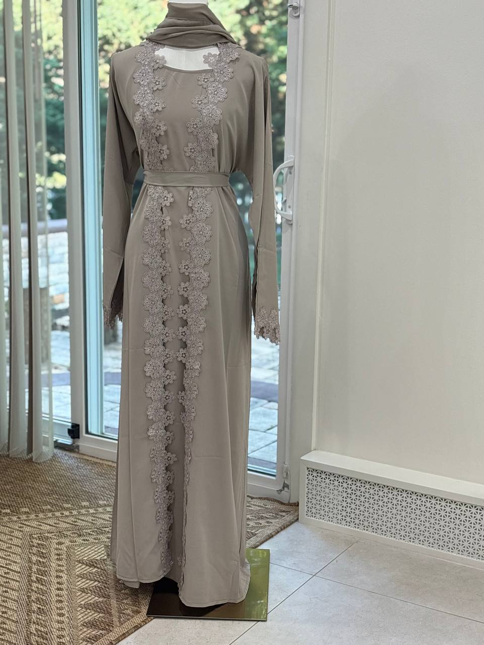 2 Piece Abaya