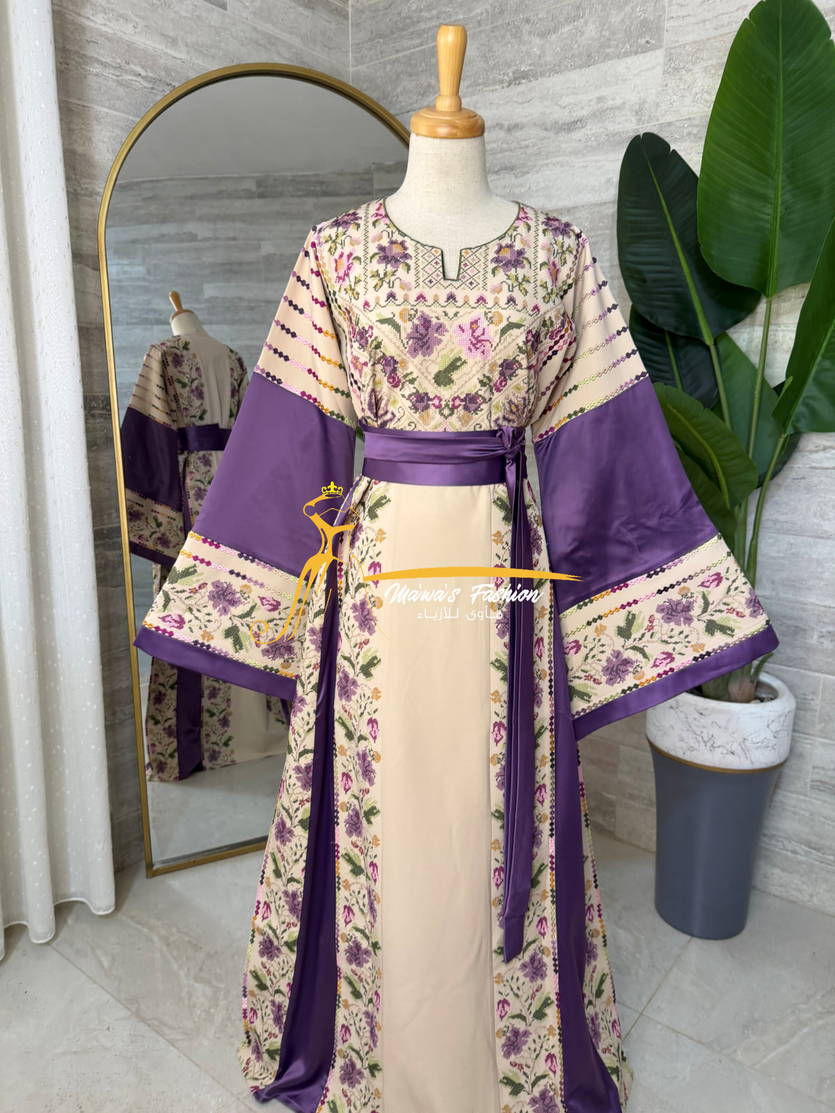 Beige & Lavender Violet Thobe - Style Q126