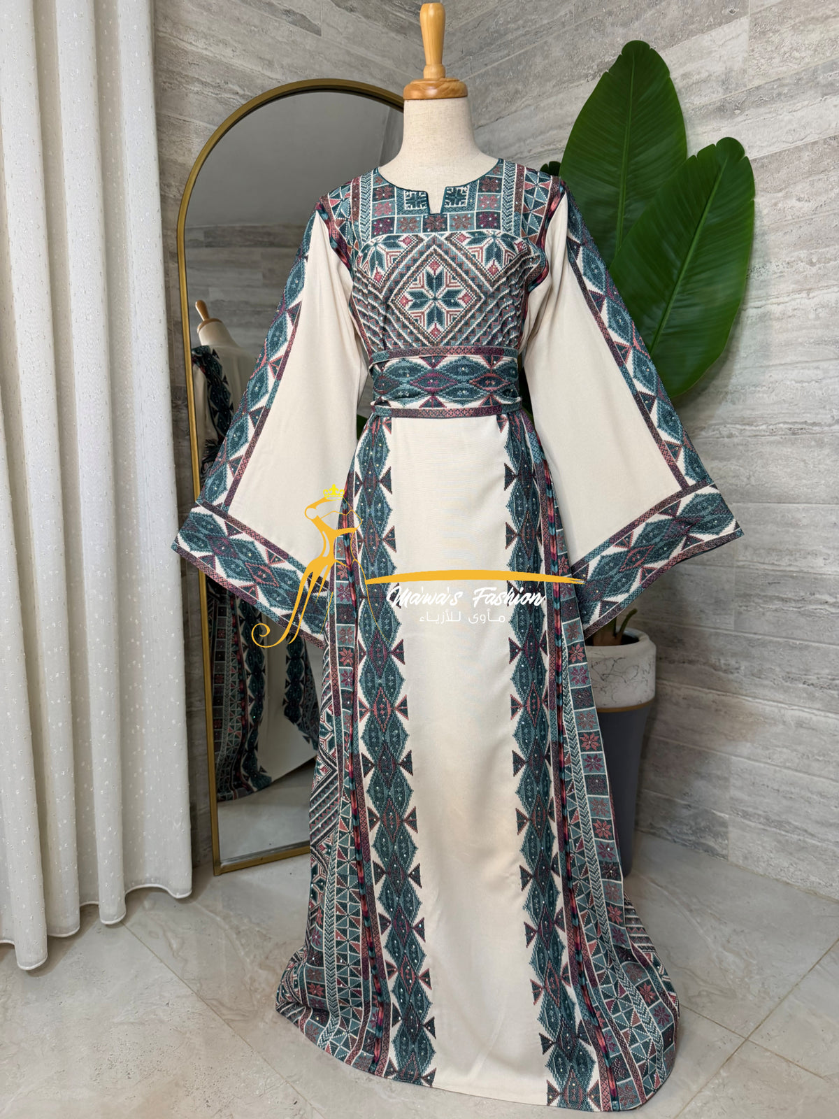 Luxury Off-White Geometric Embroidered Thobe - Style MG4926 C