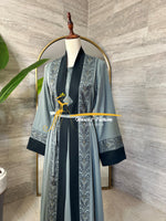 Abaya / Bisht