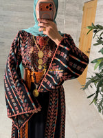 LuxuryBlack Embroidered Thobe with Hand-Crocheted Trim - Style MZ126D