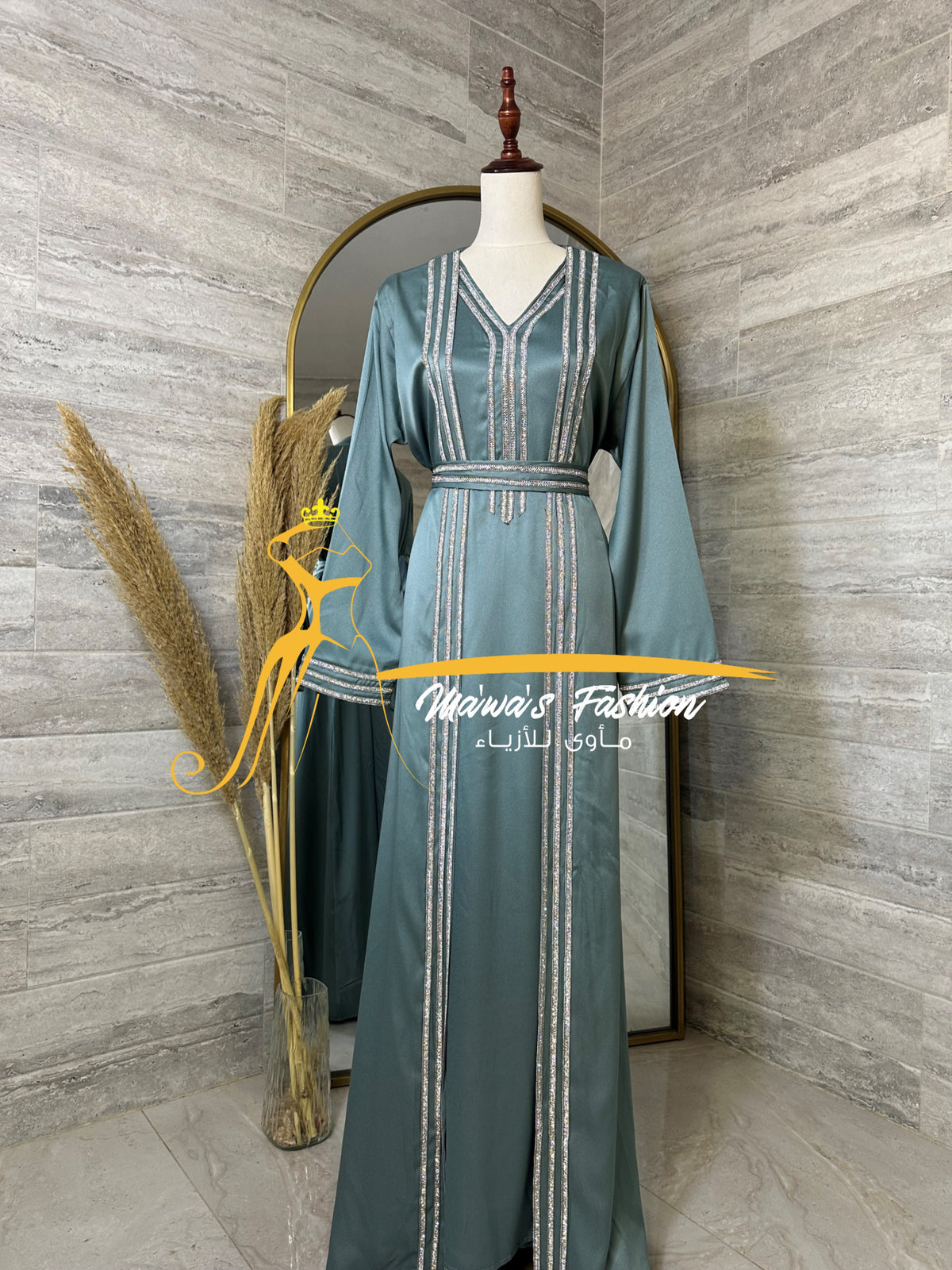 Abaya \ Bisht