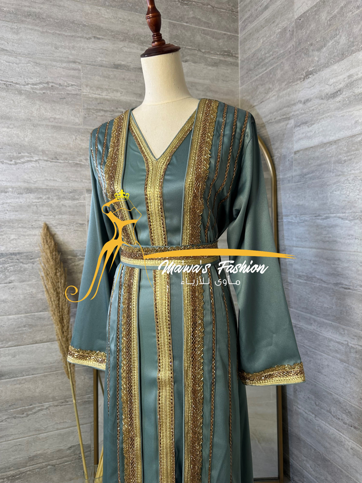 Abaya \ Bisht