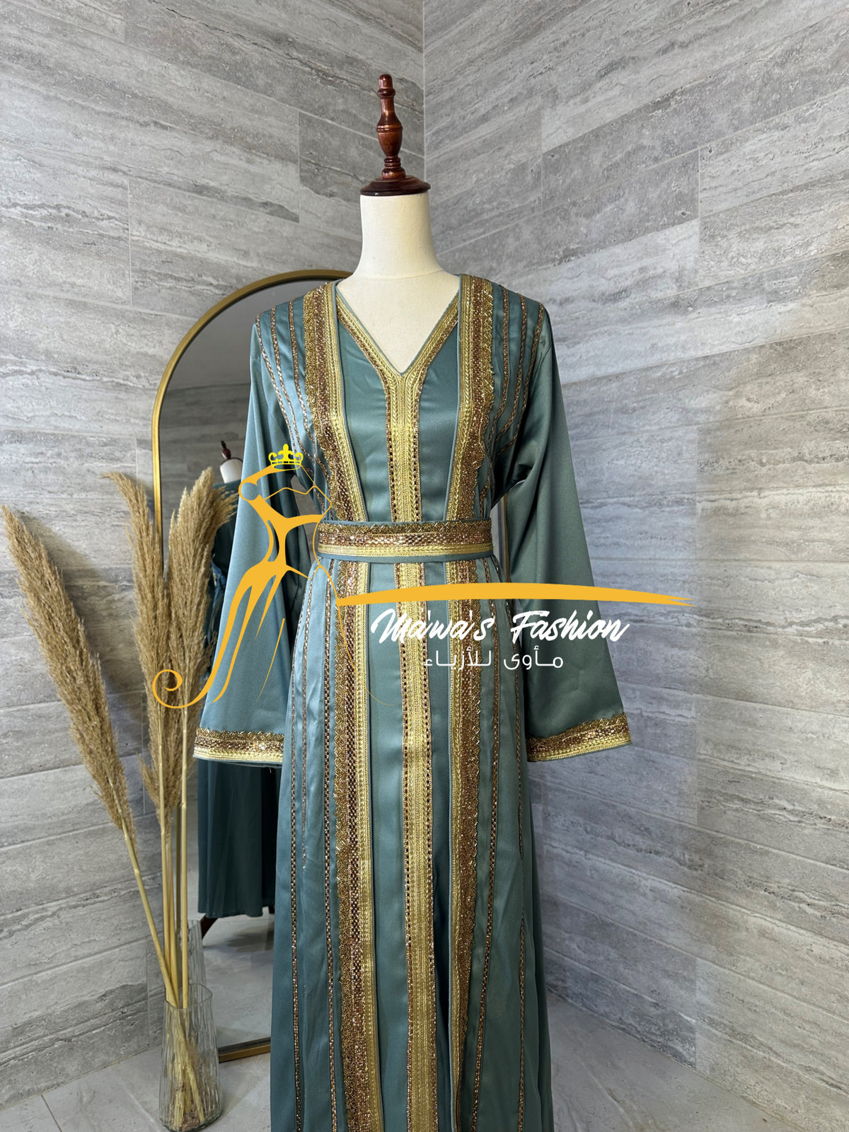 Abaya \ Bisht