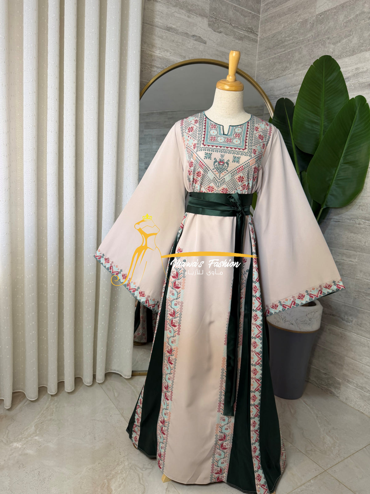 Elegant Embroidered Thobe –Beige & Green- Style HZ526F