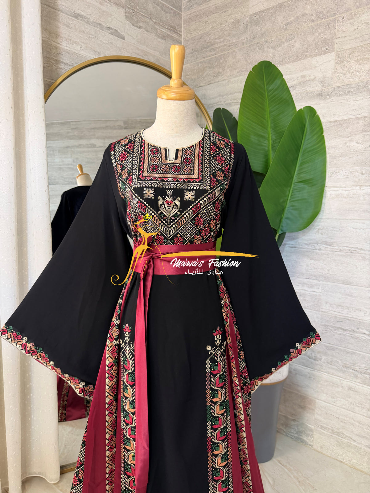 Elegant Embroidered Thobe –Black & Burgundy- Style HZ526D