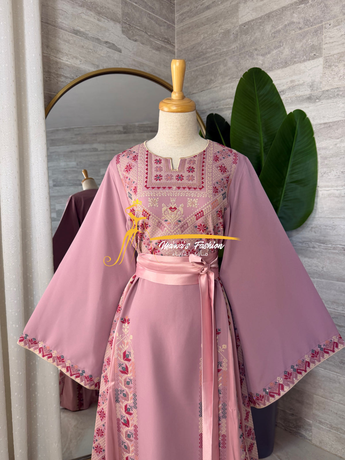 Elegant Embroidered Thobe –Dusty Pink- Style HZ526 C